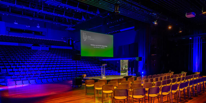 Leden op het podium tijdens de BIG Najaarsdag